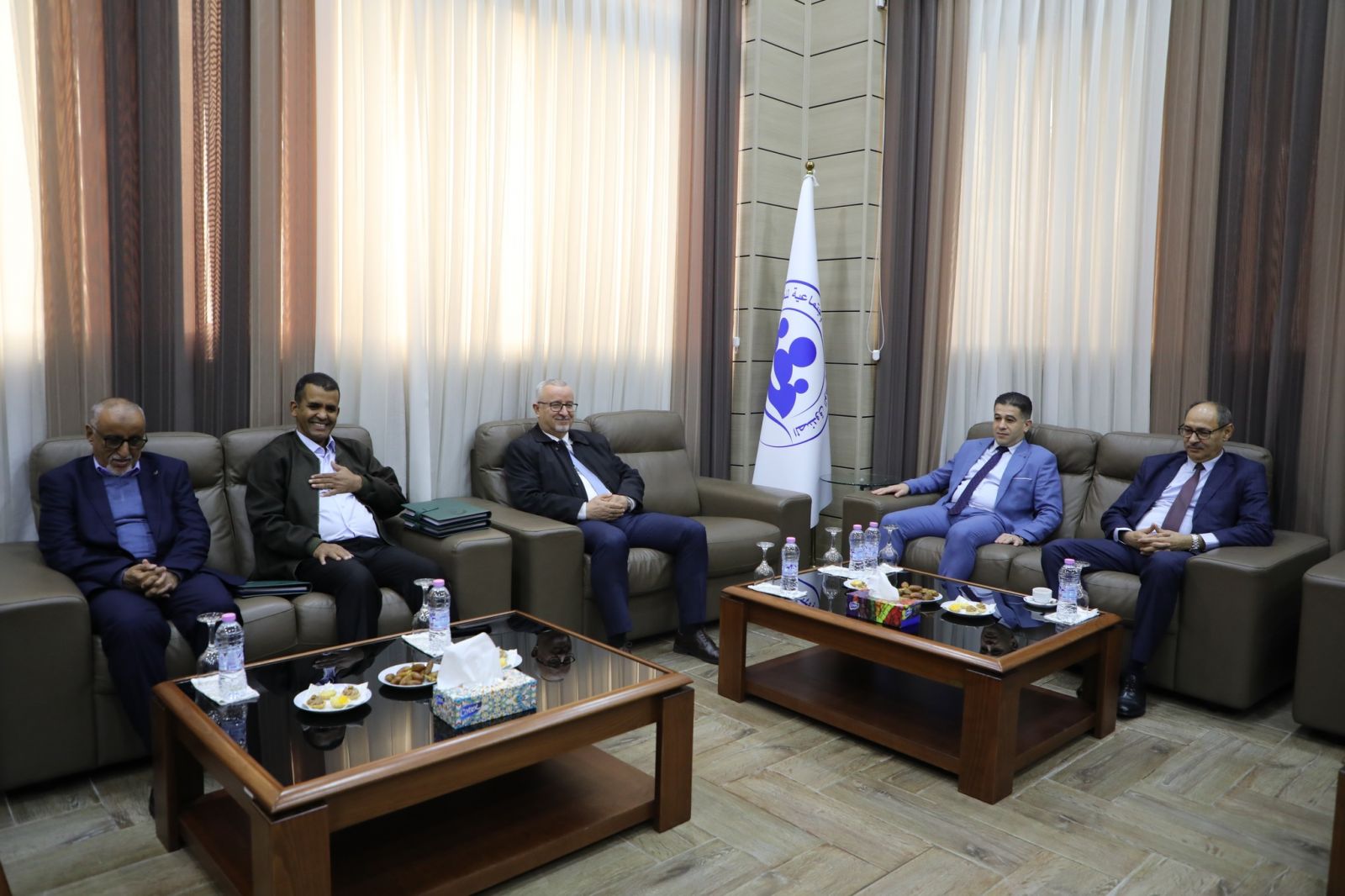 محطة الزيارة في الجزائر-3